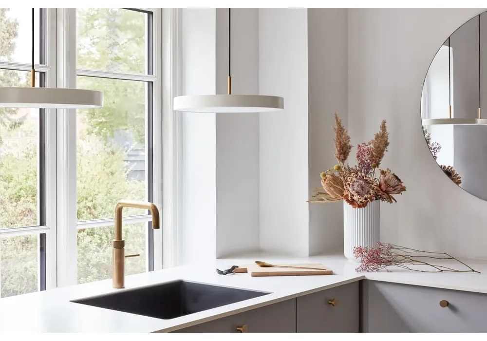 Lustră crem LED cu intensitate reglabilă cu abajur din metal ø 43 cm Asteria Plus Medium – UMAGE