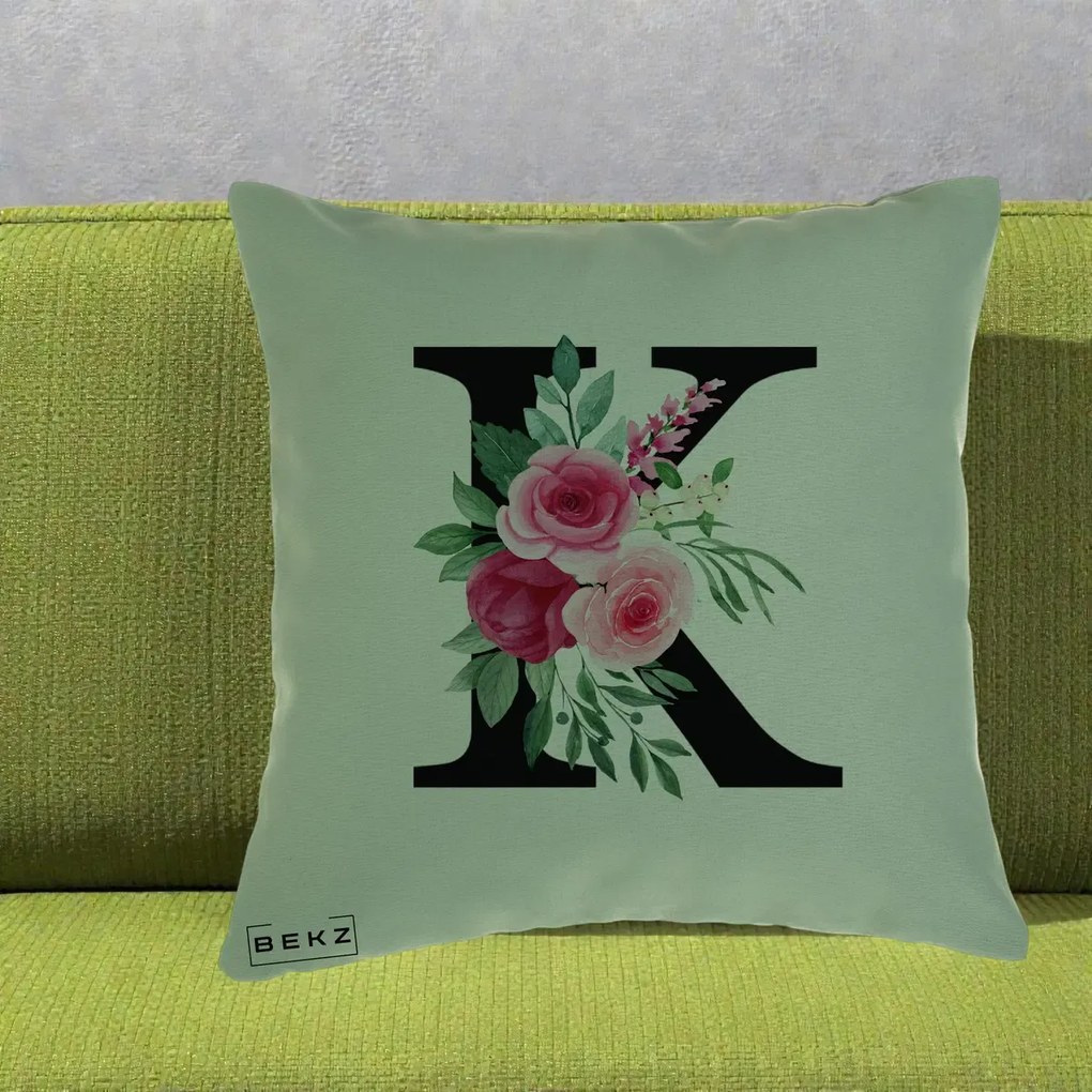 Cadou Personalizat - Perna Personalizata Monograma Florala Litera K, 40x40 cm, Verde, Husa Detasabila, Perna Inclusa, BEKZ®