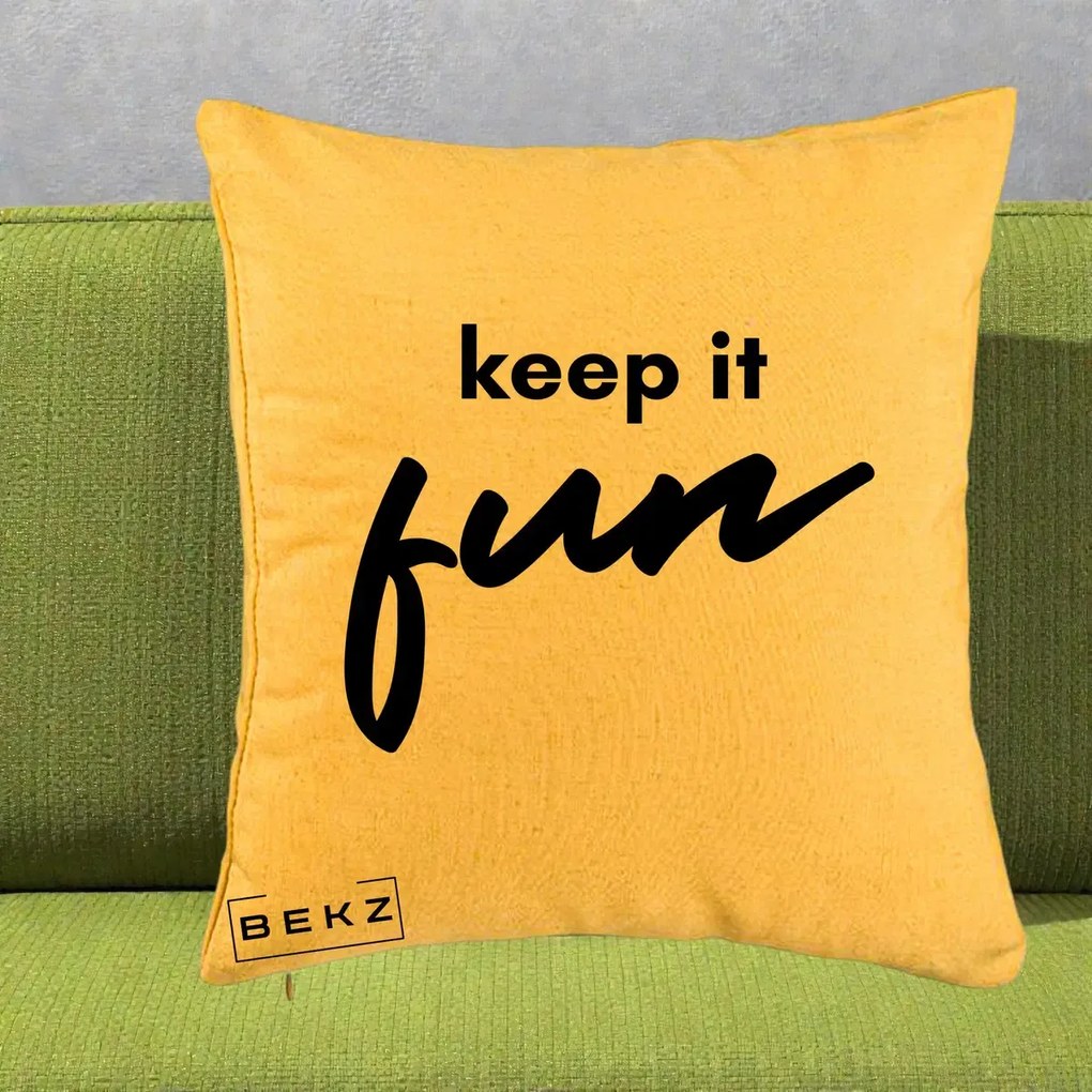 Perna Decorativa Keep It Fun, 40x40 cm, Galben, Husa Detasabila, Perna Inclusa, BEKZ®