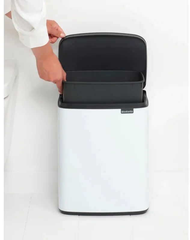 Cos de rufe Brabantia Bo Small 1006633, 12 L, Deschidere silentioasa si lina, Baza antiderapanta, Alb