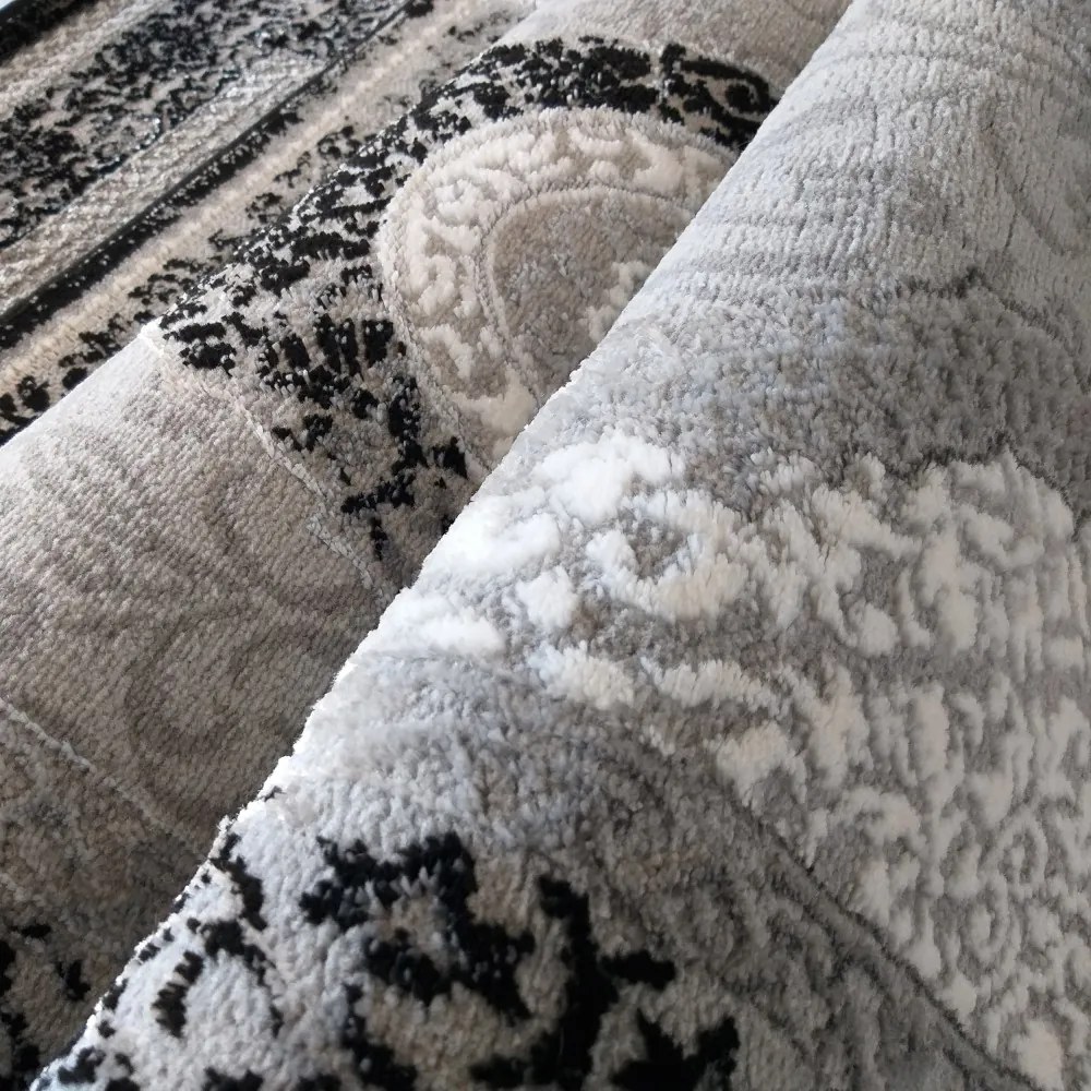 Covor negru exclusivist în stil vintage Lăţime: 80 cm | Lungime: 150 cm