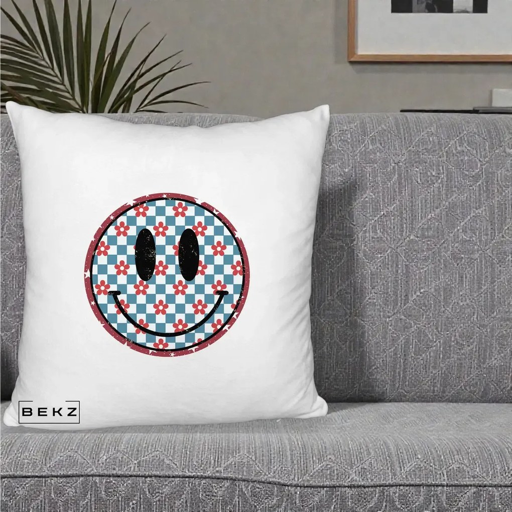 Perna Decorativa Smiley Face Checkered cu Floricele, 40x40 cm, Alb Pufos, Husa Detasabila, Perna Inclusa, BEKZ®