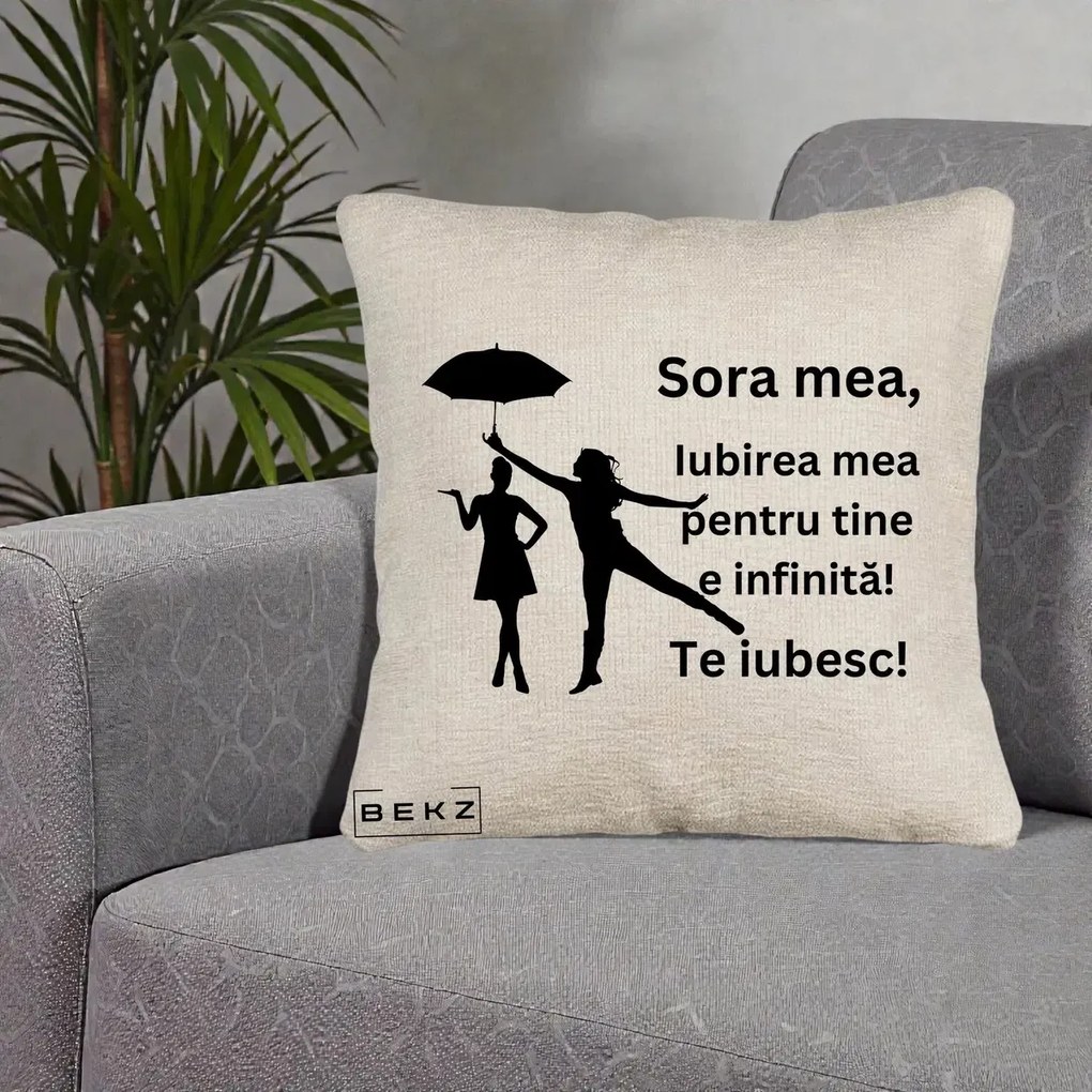 Cadou pentru Sora - Perna Personalizata Sora Mea Te Iubesc Siluete Negre cu Umbrela, 40x40 cm, Bej Canapea, Husa Detasabila, Perna Inclusa, BEKZ®