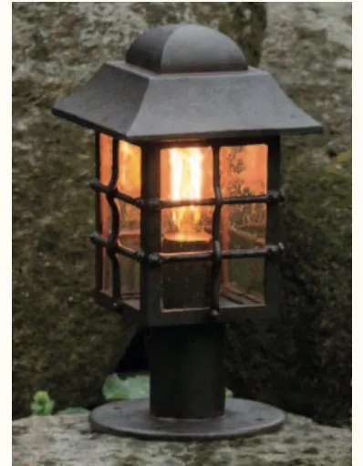 Stalp iluminat exterior din fier forjat, inaltime 38,6cm, AL 6821
