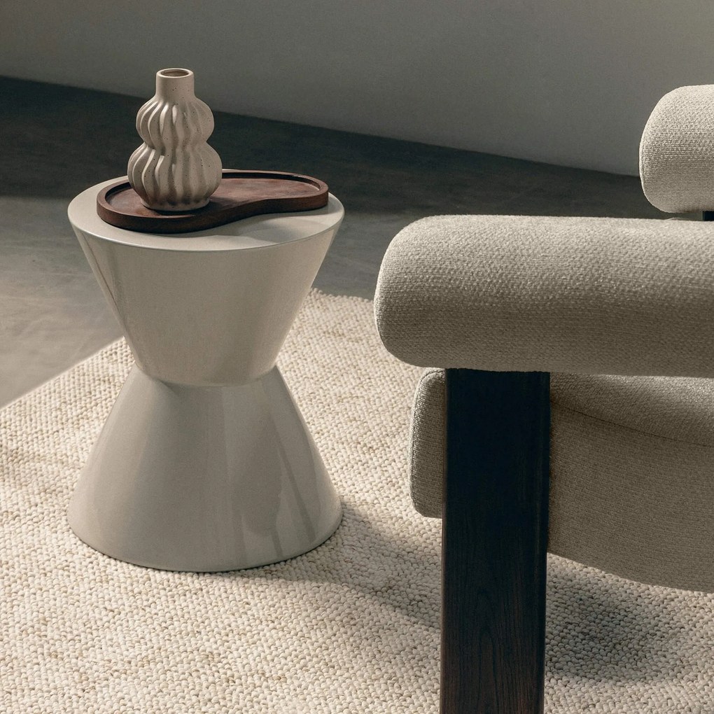 Fotoliu design bej KOKEI ALIA, decor nuc