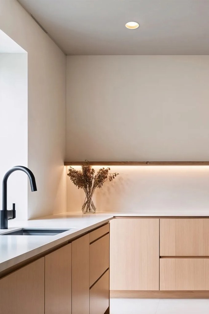 Spot LED baie incastrabil tavan IP54 DOP 8W 3000K alb