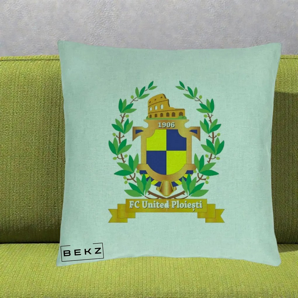 Perna Personalizata FC United Ploiesti 1906 Fotbal, 40x40 cm, Verde Menta, Husa Detasabila, Perna Inclusa, BEKZ®