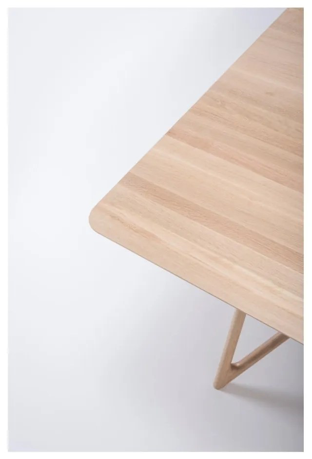 Masă de dining cu blat din lemn de stejar 220x90 cm Tink - Gazzda