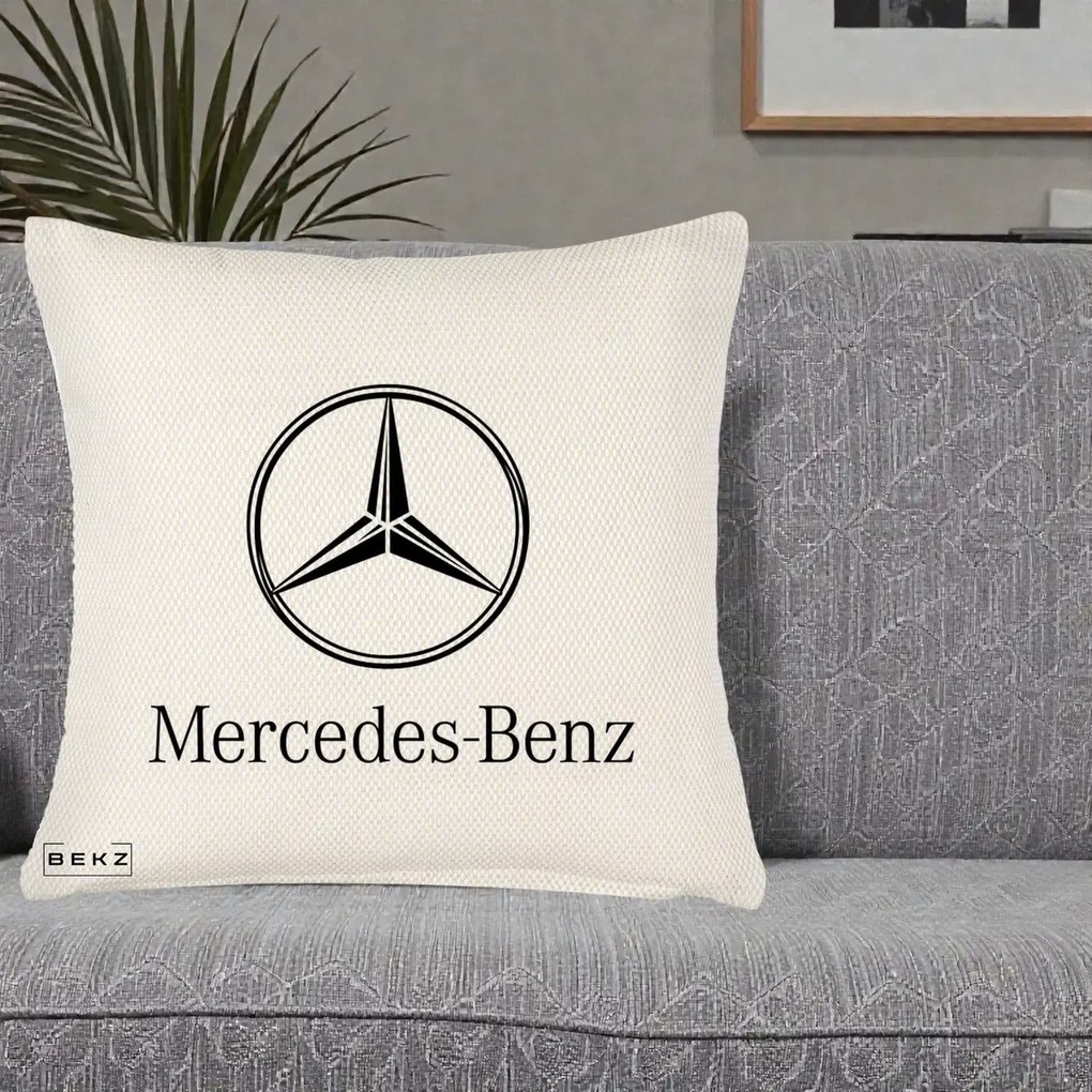 Perna Personalizata cu emblema Mercedes-Benz, 40x40 cm, Crem Reliefat, Husa Detasabila, Perna Inclusa, BEKZ®