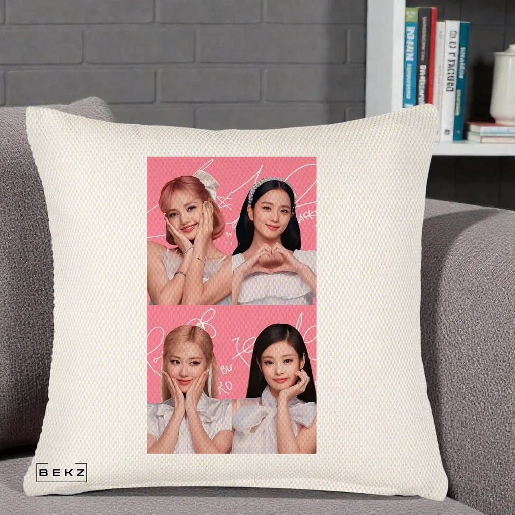 Perna Personalizata K-pop BLACKPINK Colaj Roz, 40x40 cm, Crem Reliefat, Husa Detasabila, Perna Inclusa, BEKZ®