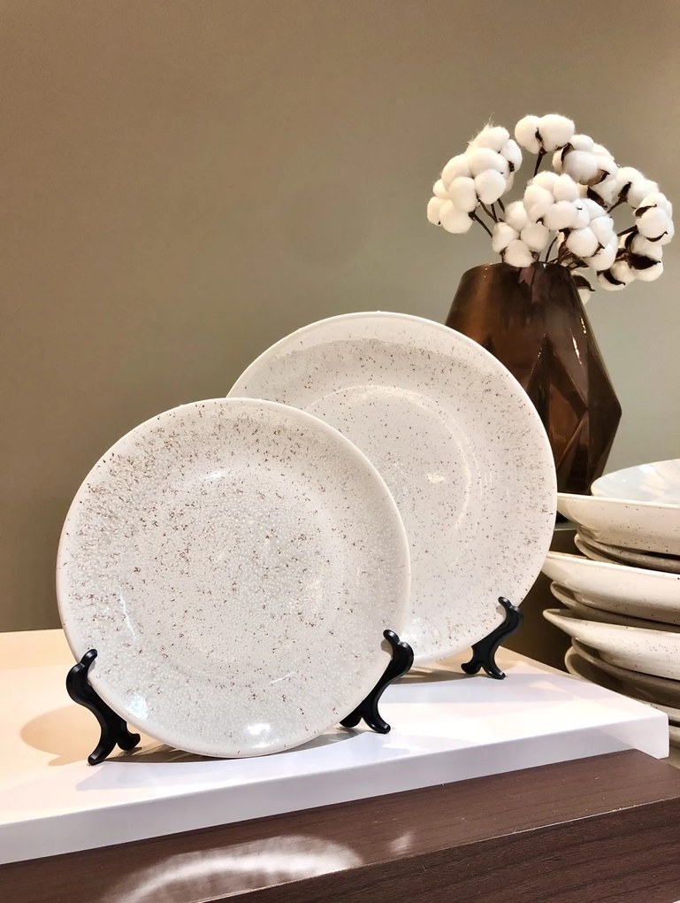 Farfurie Mare NOVA - 26cm: Alb  Gri cu Picatele Visiniu Inchis