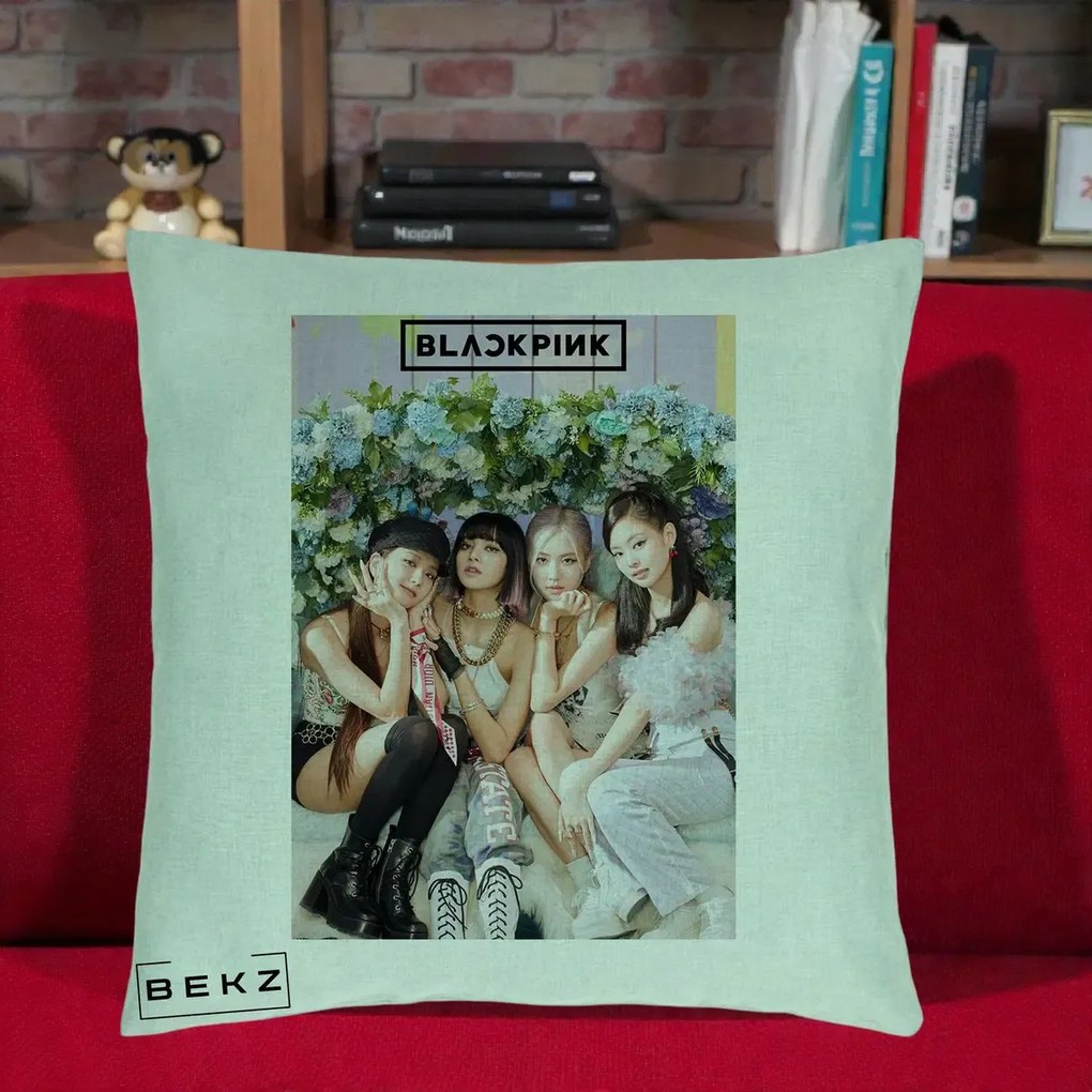 Perna Personalizata K-pop BLACKPINK Foto Grup, 40x40 cm, Verde Menta, Husa Detasabila, Perna Inclusa, BEKZ®