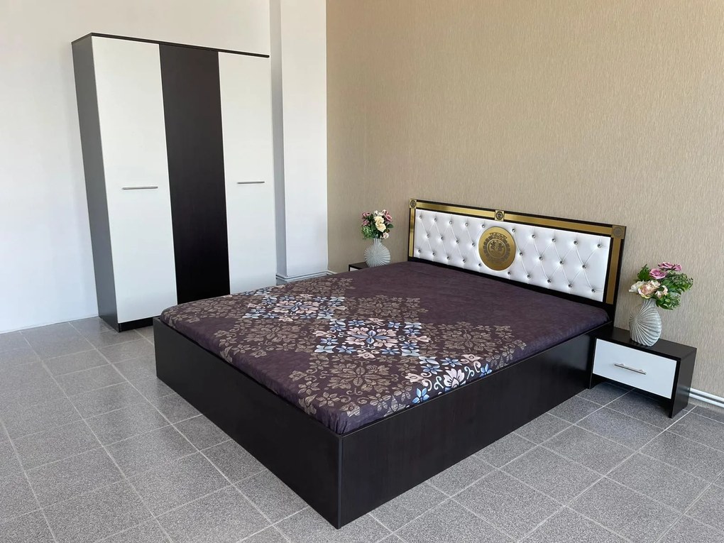 Dormitor Family, culoare magia (wenge) / alb, cu pat tapitat 160 x 200 cm, dulap 123 cm si 2 noptiere