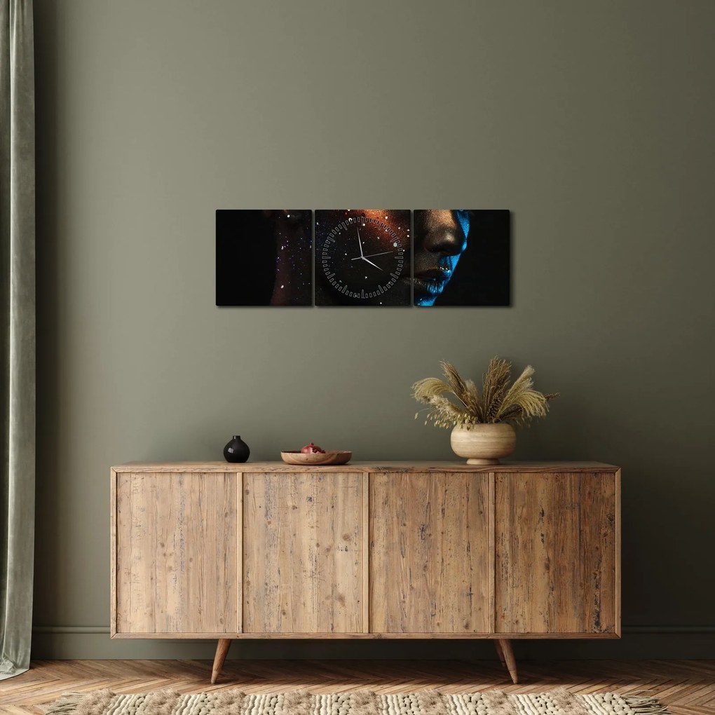 Tablou strălucitor a femeii (cu ceas) (90x30 cm)