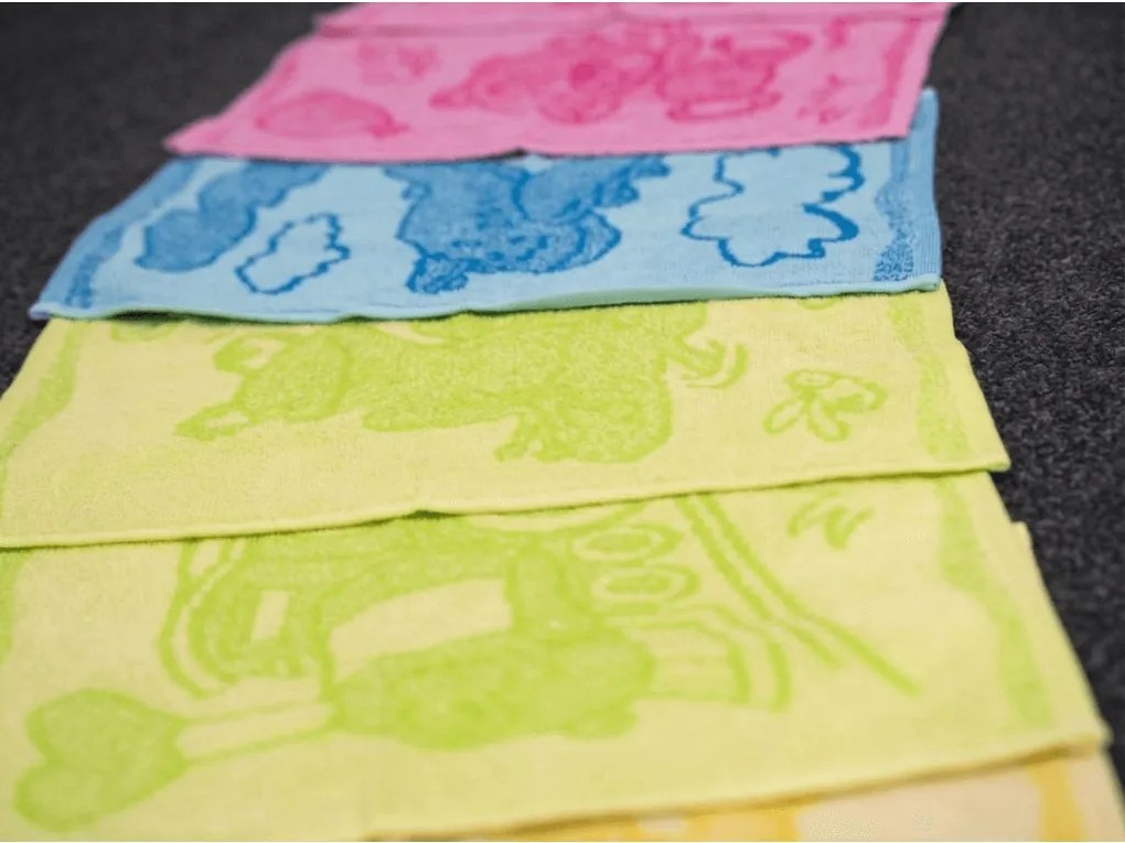 Prosop pentru copii BEBÉ galben pisica 30x50 cm