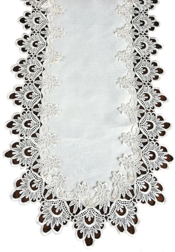 Față de masă ovală albă decorată cu dantelă Lățime: 80cm | Lungime: 140cm
