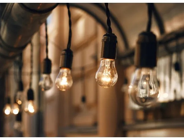 Șir decorativ exterior GIRLANDA 6,5 m 5xE27/15W/230V IP44