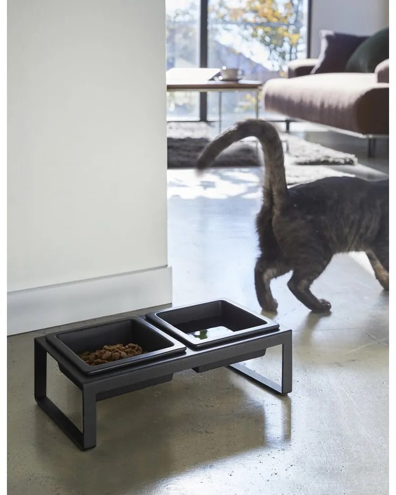 Set 2 boluri pentru animale de companie cu suport Yamazaki Tower, negru