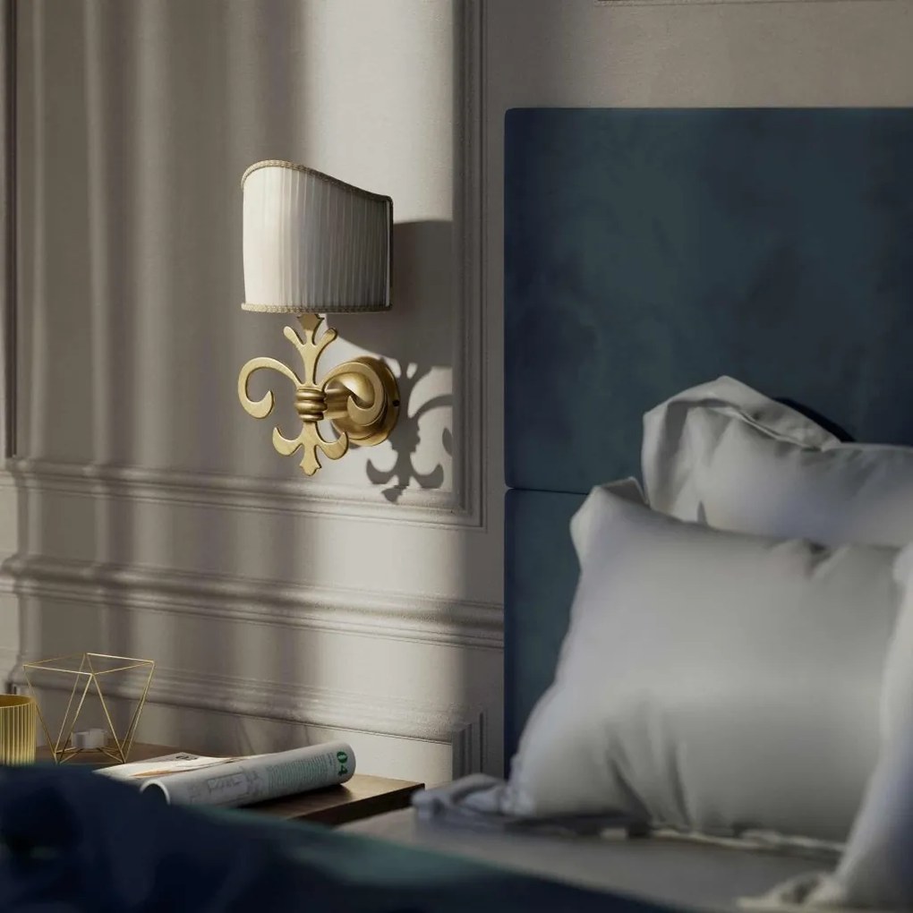 Aplica de perete stil clasic italian din alama Giglio