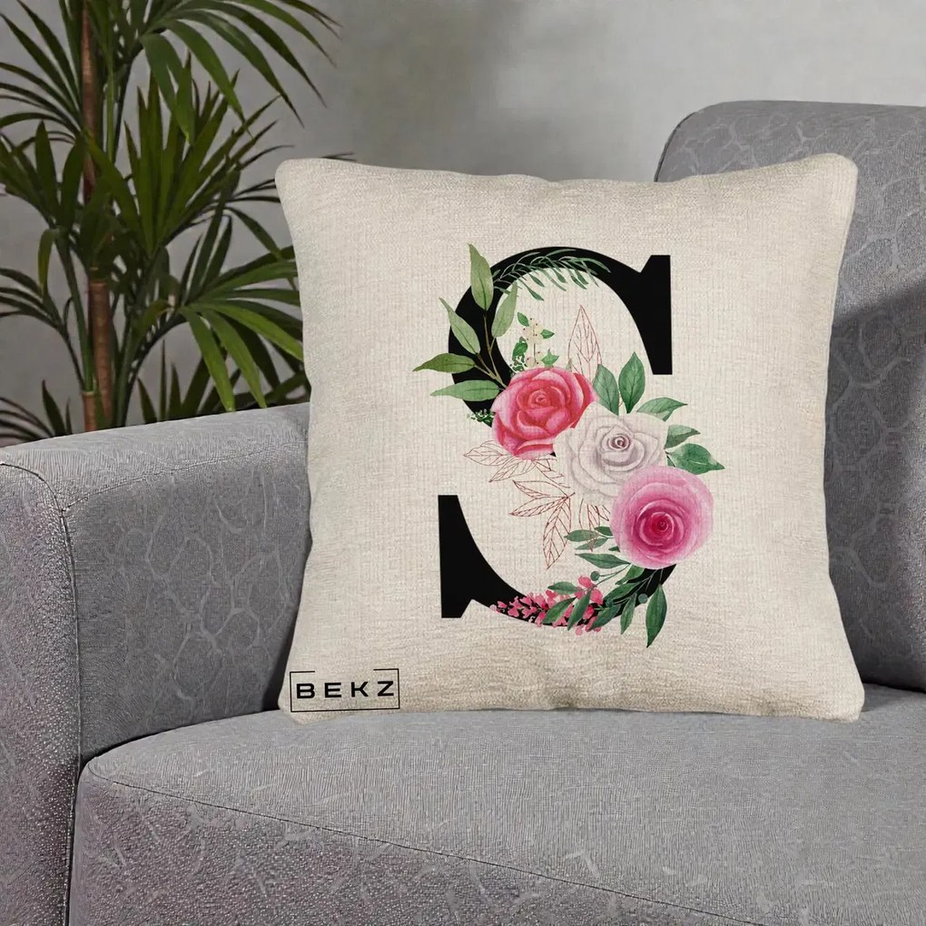 Cadou Personalizat - Perna Personalizata Monograma Florala Litera S, 40x40 cm, Bej Canapea, Husa Detasabila, Perna Inclusa, BEKZ®