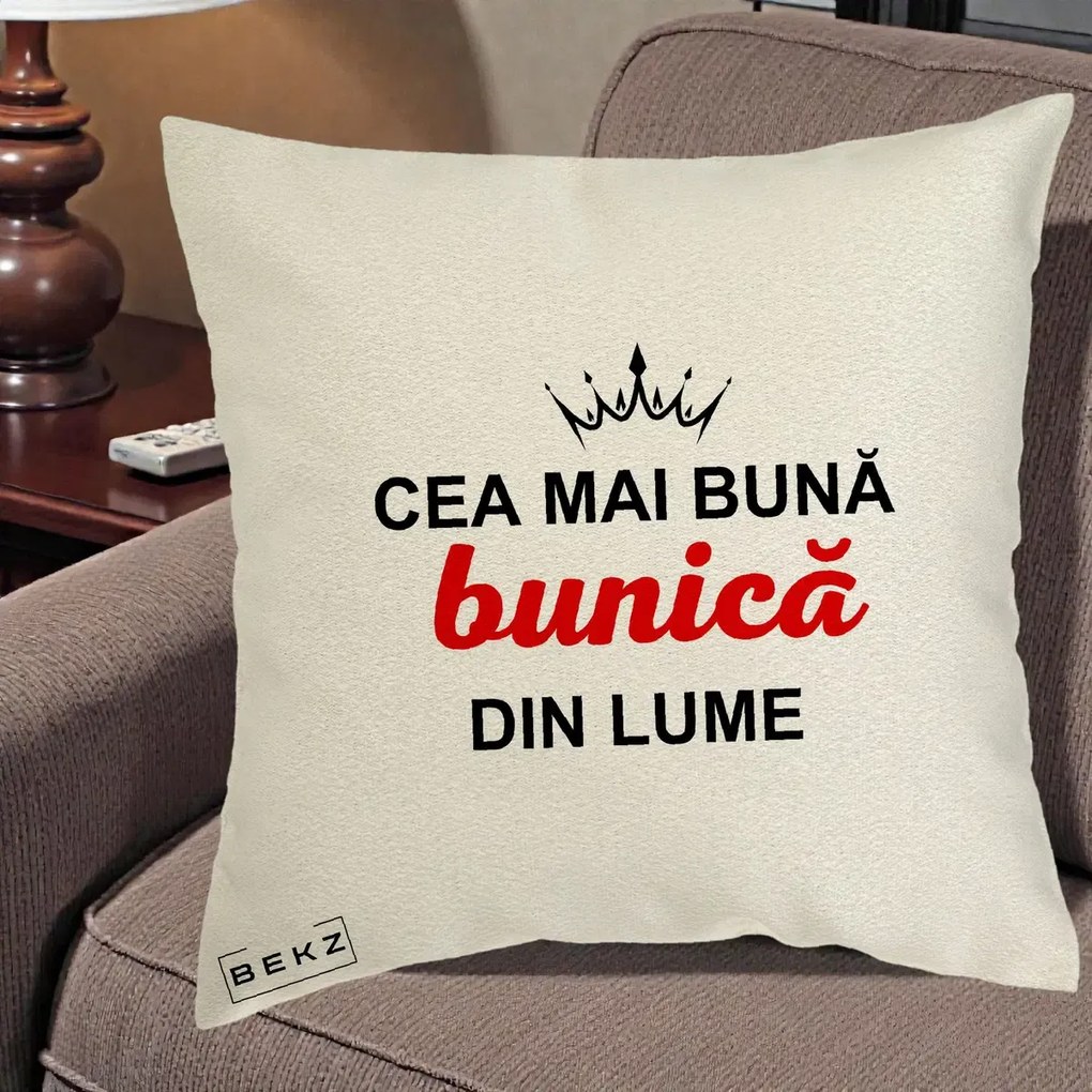 Cadou pentru Bunica - Perna Personalizata Cea Mai Buna Bunica Din Lume Coroana Neagra, 40x40 cm, Ecru, Husa Detasabila, Perna Inclusa, BEKZ®