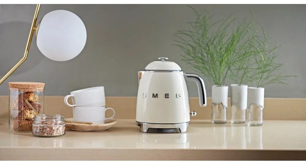 Ceainic electric crem din oțel inoxidabil 800 ml Retro Style – SMEG