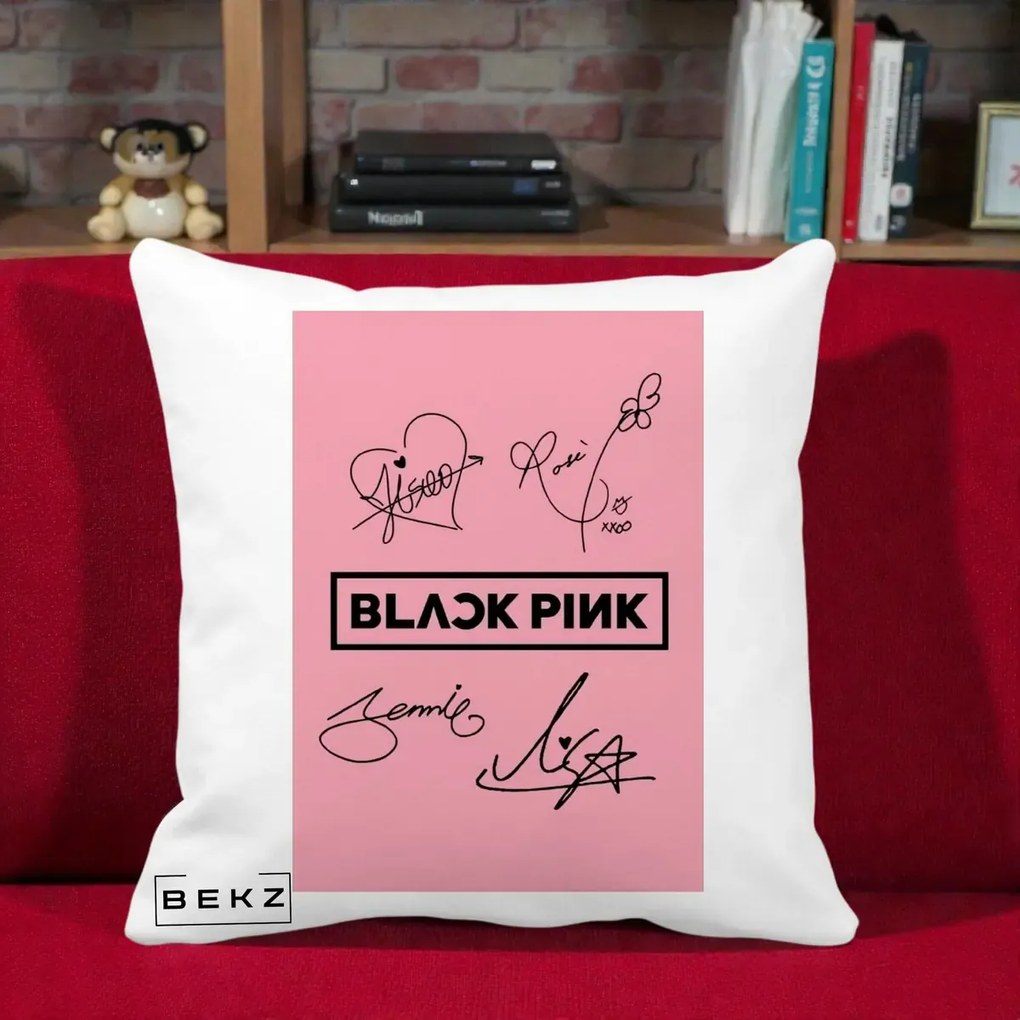 Perna Personalizata K-pop BLACKPINK Semnaturi Roz, 40x40 cm, Alba Mata, Husa Detasabila, Perna Inclusa, BEKZ®