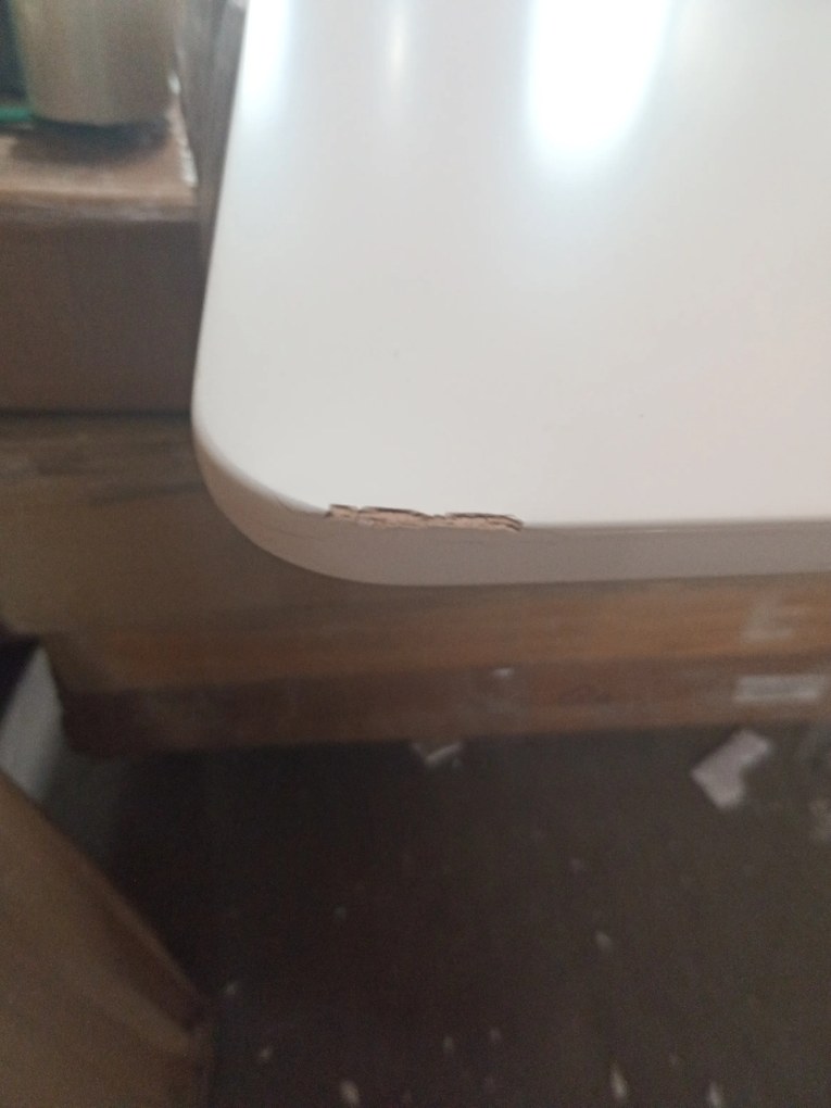 Oferta Masa de dining alba MILAN 140x80 Clasa a II-a