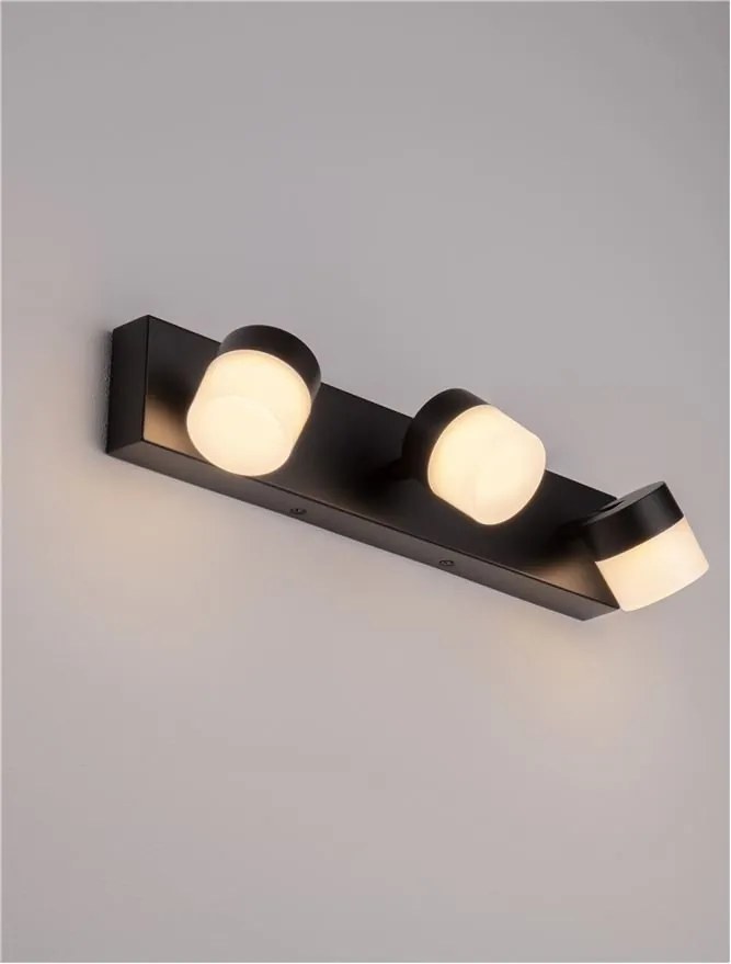 Aplica de perete baie cu 3 surse de lumina LED TEKO