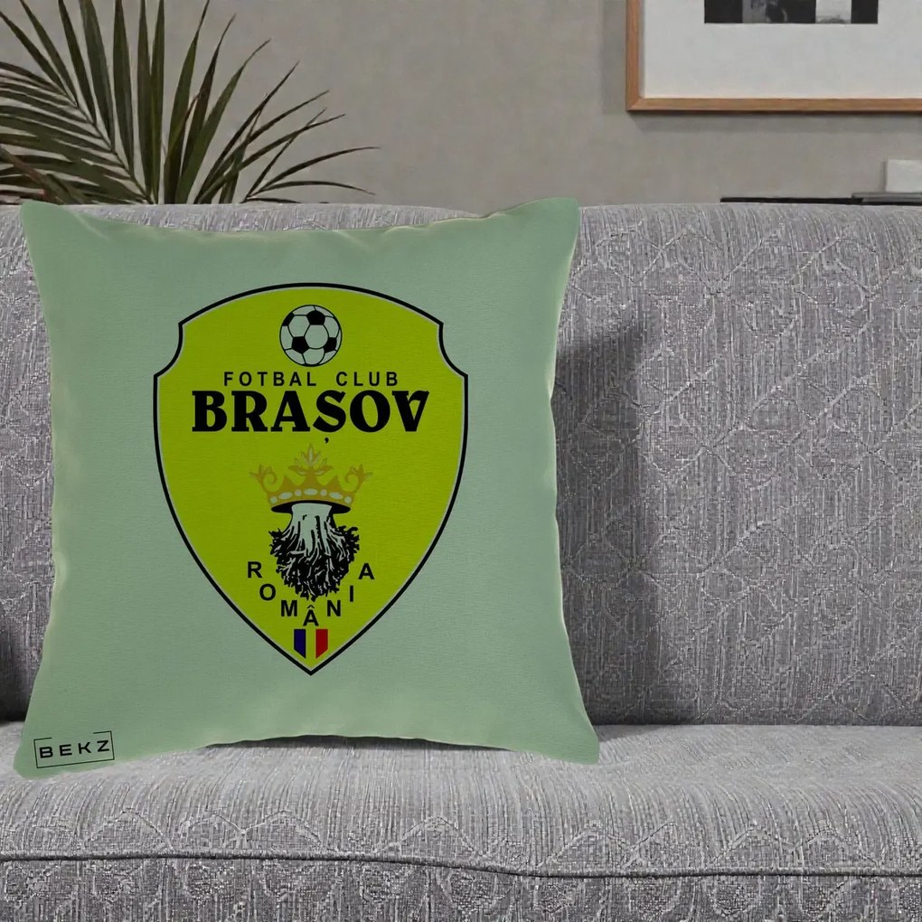 Perna Personalizata FC Brasov Fotbal Romania, 40x40 cm, Verde, Husa Detasabila, Perna Inclusa, BEKZ®