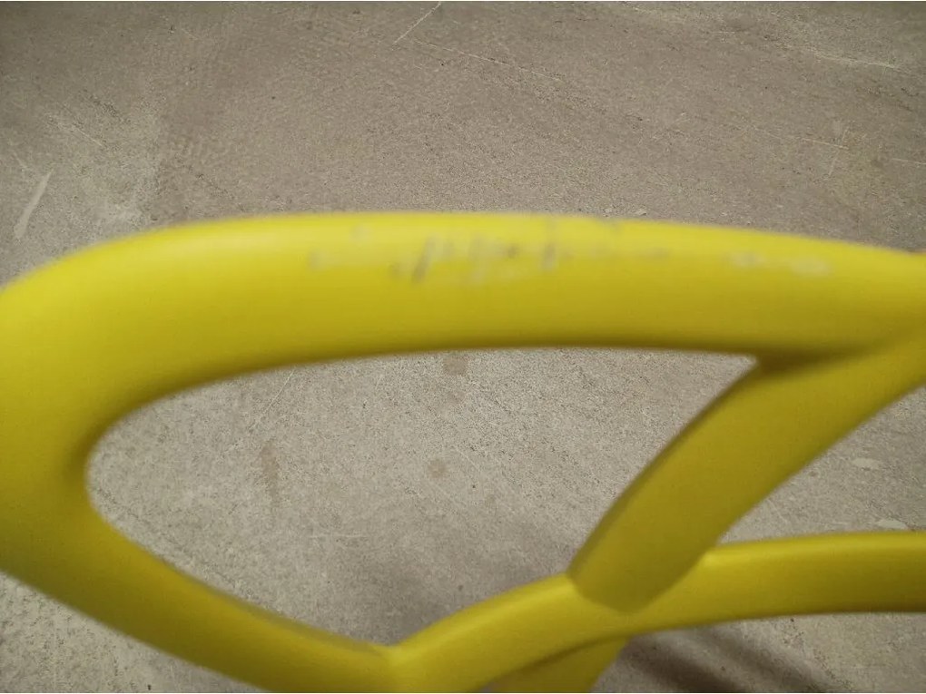 OFERTA Scaun de plastic galben KATO calitatea II