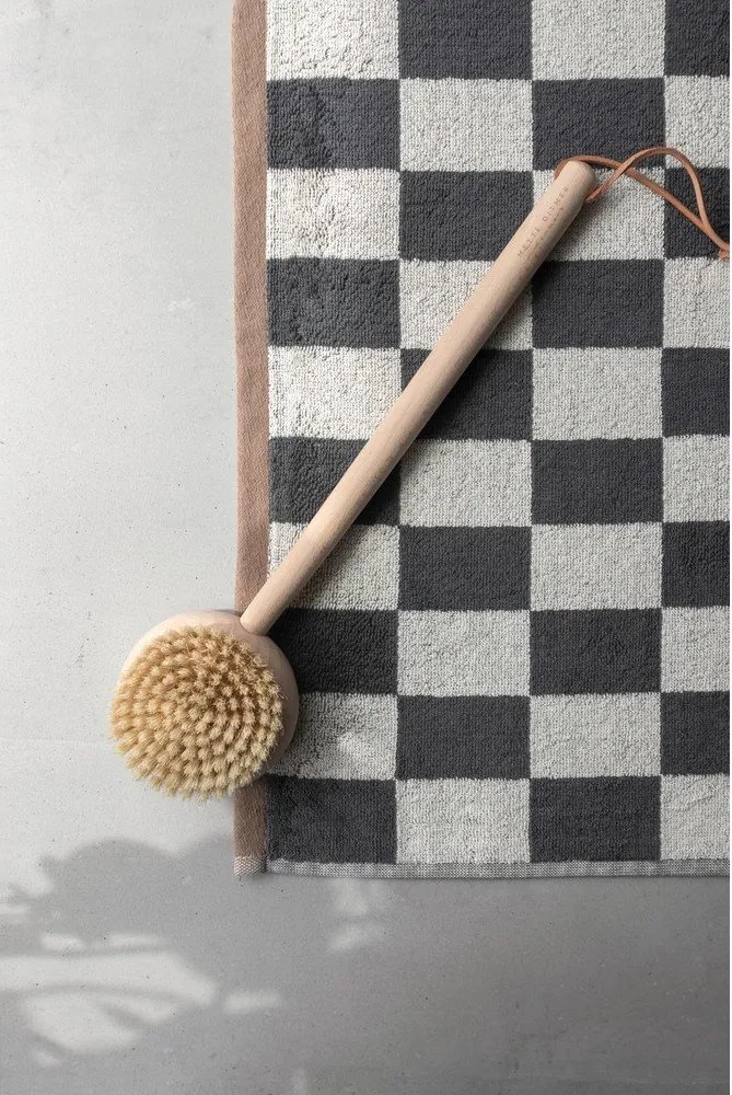 Covoraș de baie gri antracit/bej pentru duș din bumbac organic 50x80 cm Retro – Mette Ditmer Denmark