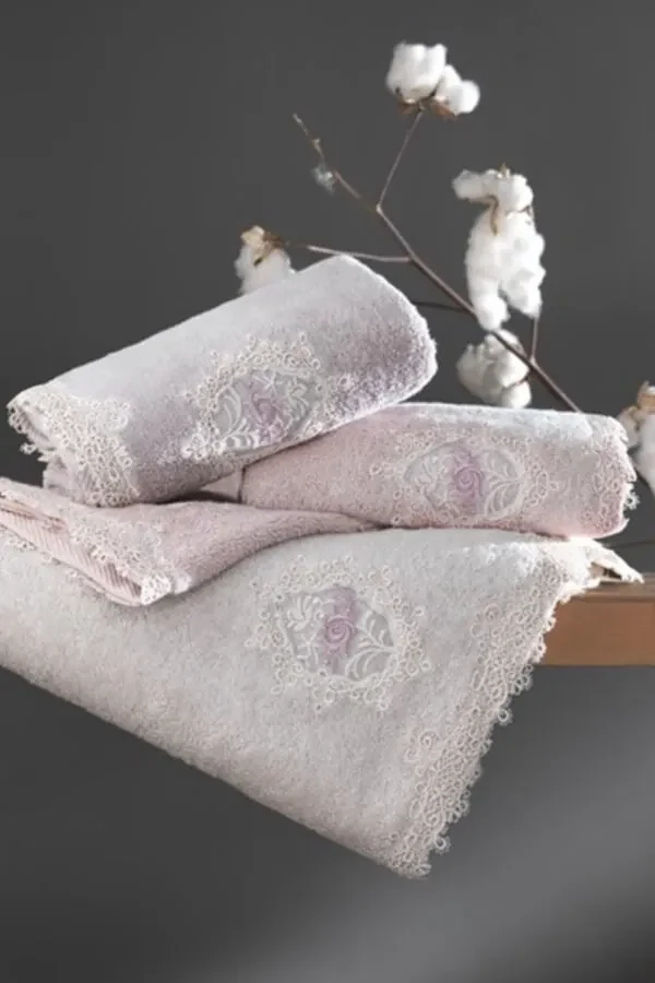 Prosop de corp DESTAN cu dantela 85x150 cm Violet / Liliac