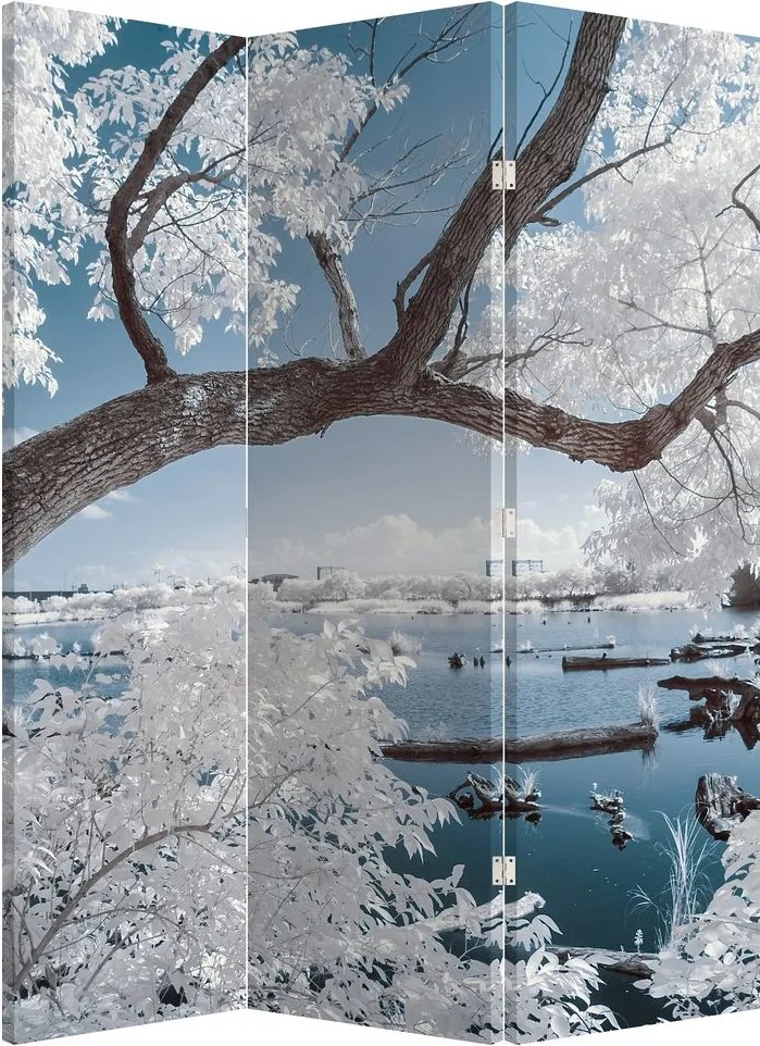 Paravan - Copac înzăpezit lângă apă (126x170 cm)