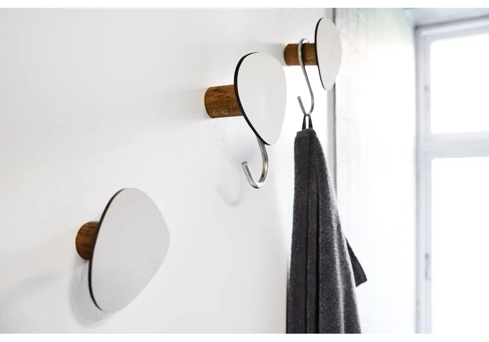 Cârlig gri deschis de montat pe perete din oțel Dot S Nupo – LIND DNA