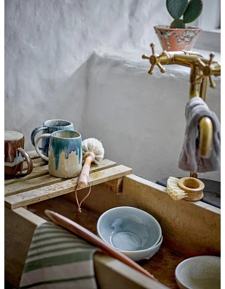 Cană albastră-bej din gresie 450 ml Yori – Bloomingville