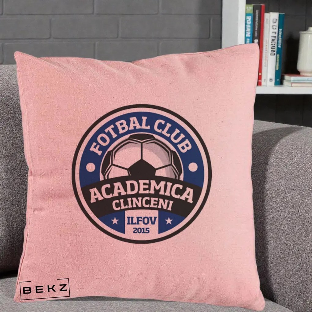 Perna Personalizata Academica Clinceni Fotbal Club, 40x40 cm, Roz, Husa Detasabila, Perna Inclusa, BEKZ®