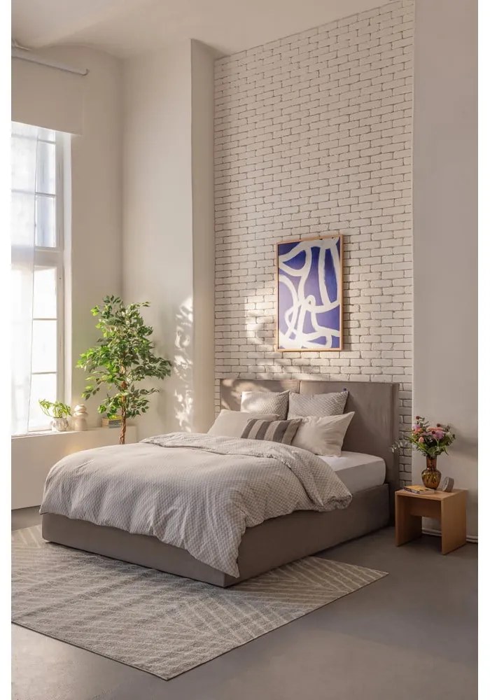 Pat matrimonial taupe tapițat cu spațiu de depozitare cu somieră 180x200 cm Thessa Bold – Bonami Selection