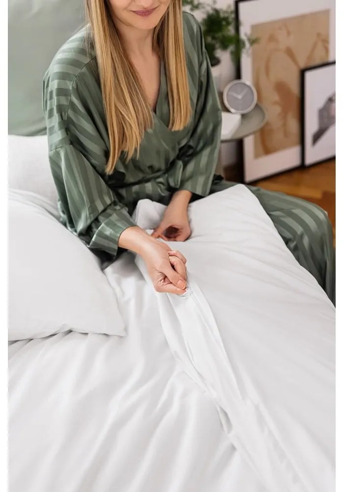 Lenjerie de pat albă din microsatin pentru pat dublu 200x200 cm Basic – Bonami Essentials