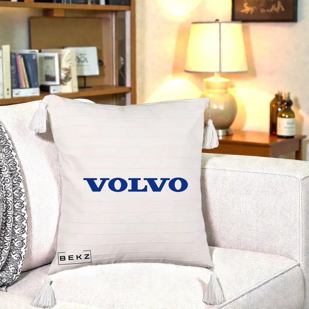 Perna Personalizata cu emblema Volvo, 40x40 cm, Bej cu Franjuri, Husa Detasabila, Perna Inclusa, BEKZ®