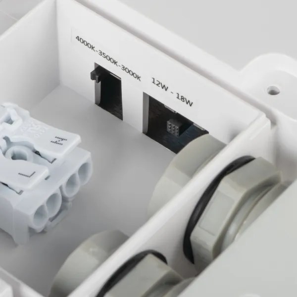 Plafonieră LED de exterior Kanlux 38776 BENO LED/12/18W/230V 3000/3500/4000K IP65 alb