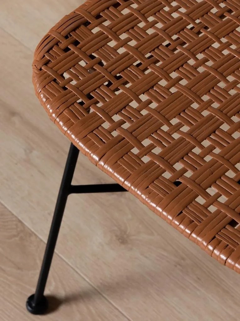 Scaun terracotta din metal si rattan, "Auro"