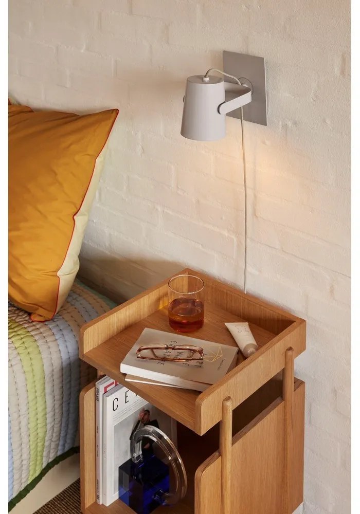 Noptieră în culoare naturală cu aspect de lemn de stejar Archive – Hübsch