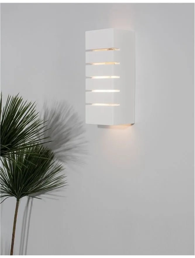 Aplica de perete design modern Sandro alb