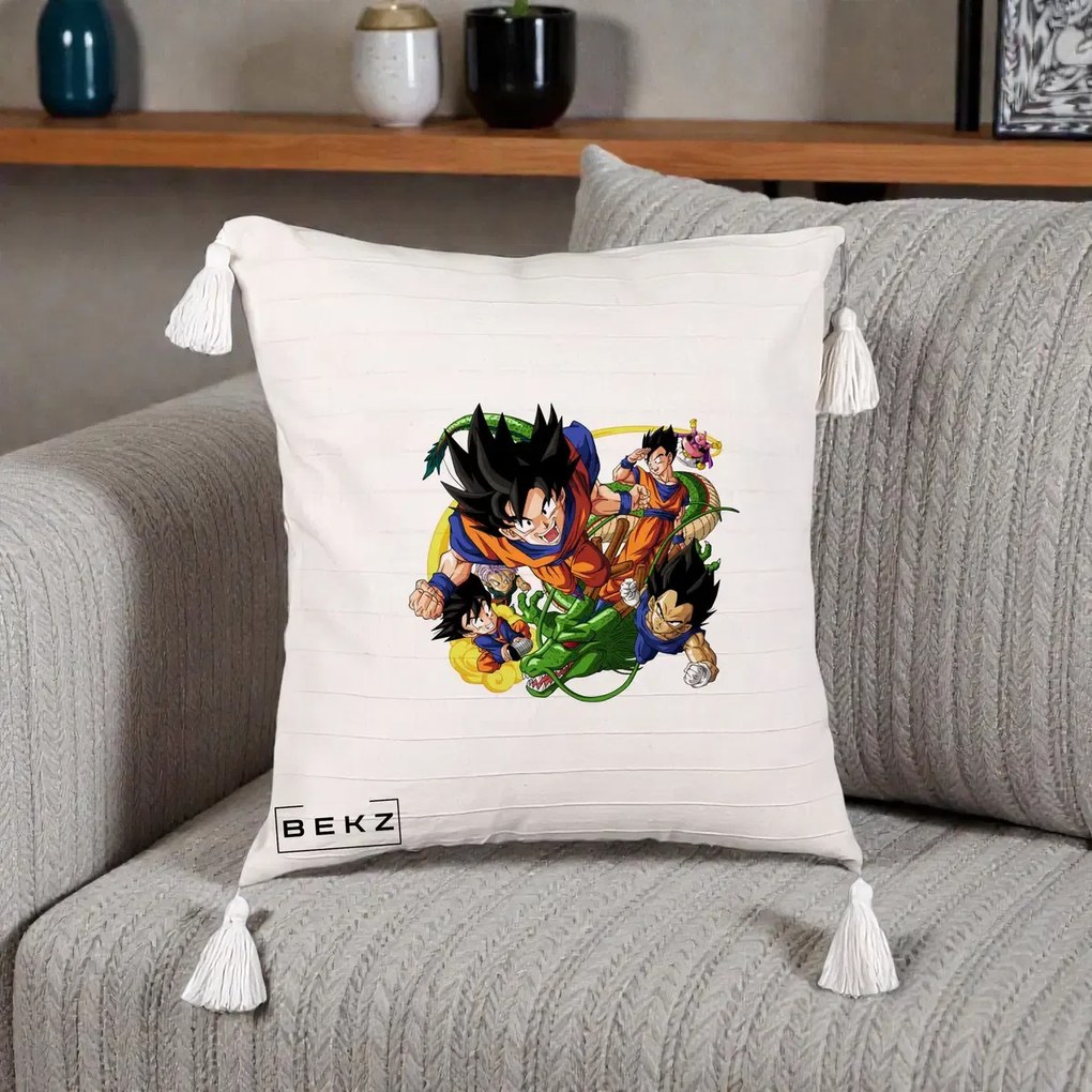 Perna Personalizata Dragon Ball Goku si Shenron Actiune, 40x40 cm, Bej cu Franjuri, Husa Detasabila, Perna Inclusa, BEKZ®