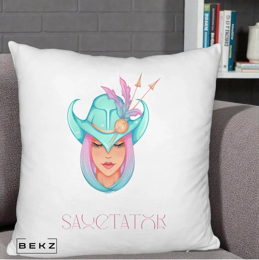Perna Personalizata Zodiac Sagetator Cowgirl, 40x40 cm, Alb Pufos, Husa Detasabila, Perna Inclusa, BEKZ®