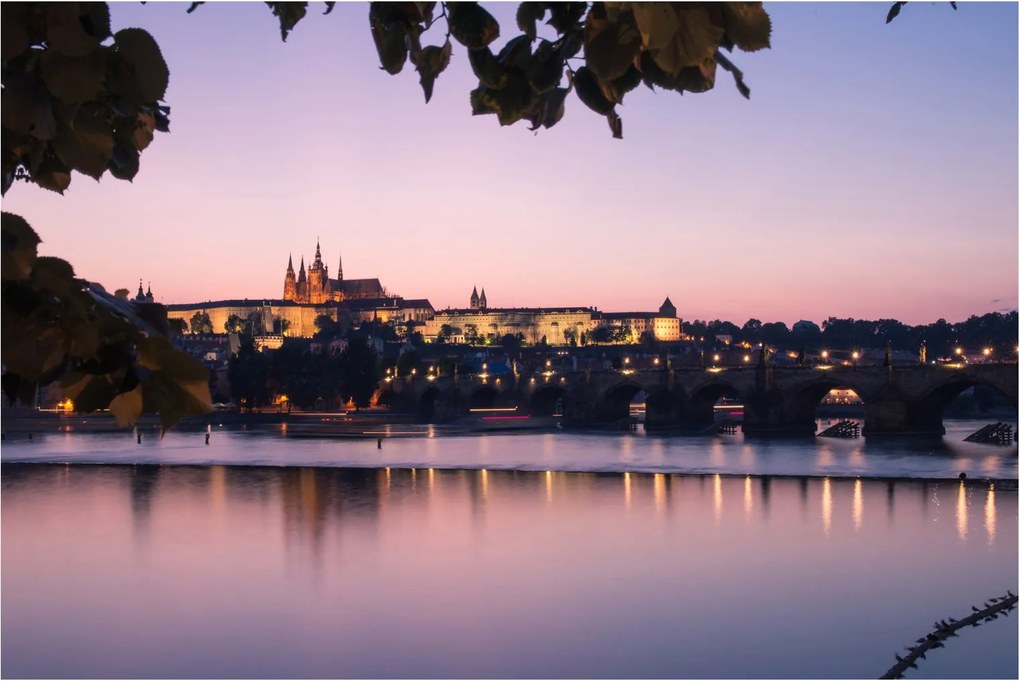 Tablou cu palatul din Praga și Vltava (90x60 cm)