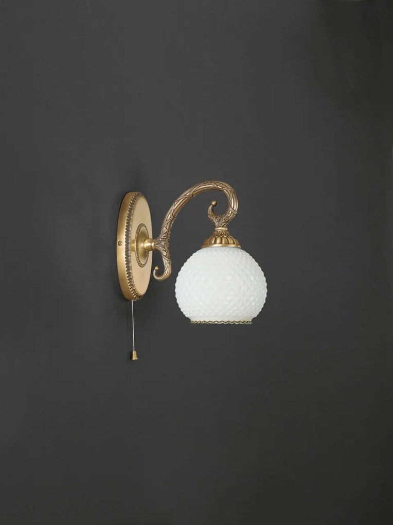 Aplica de perete clasic design italian din alama, sticla 8400 RA-A. 8400/1