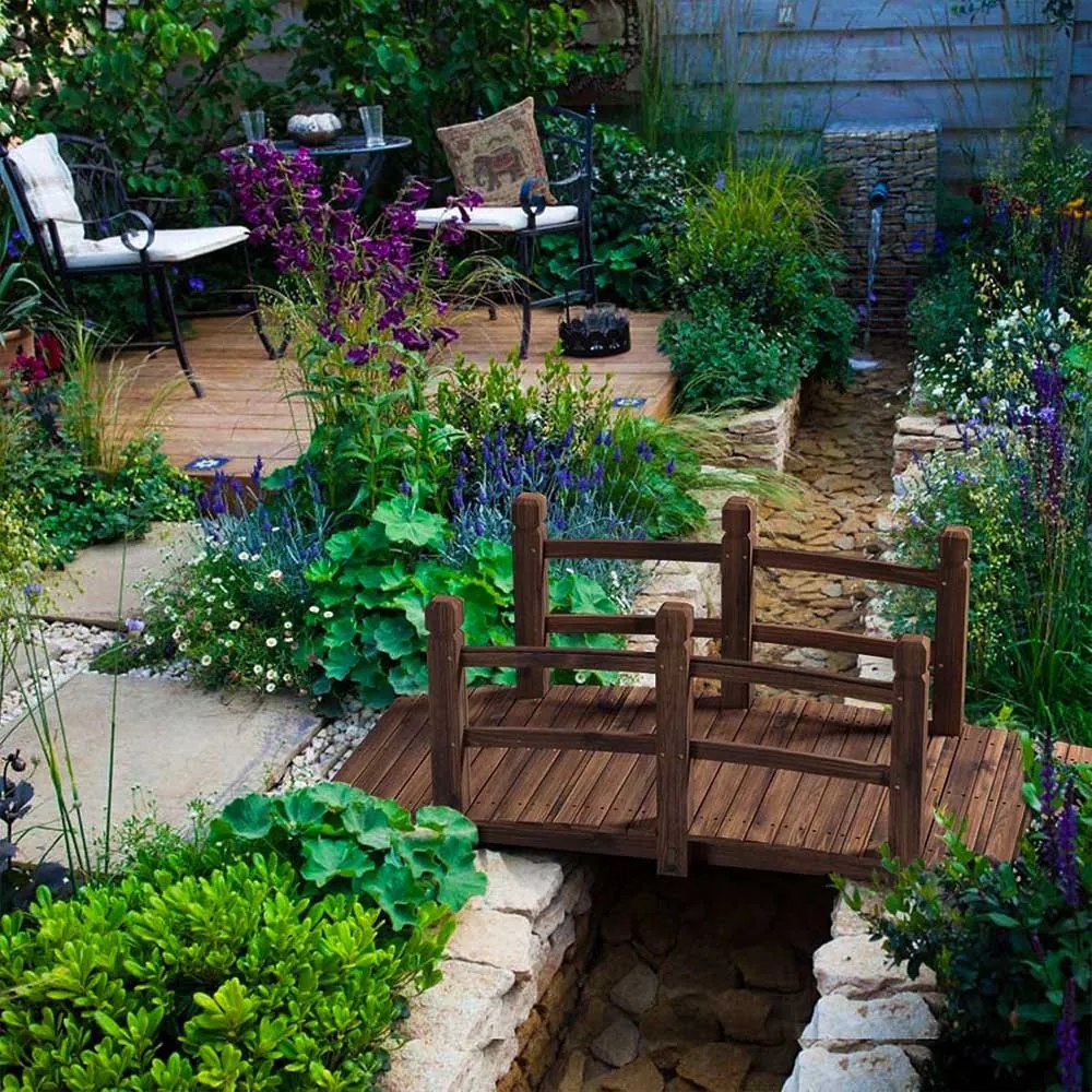 Pod gradina din lemn