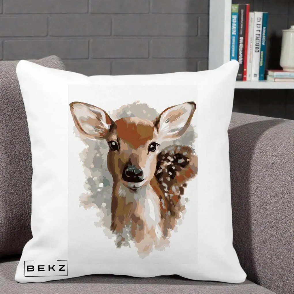 Perna Decorativa Caprioara Pui Acuarela, 40x40 cm, Alba Mata, Husa Detasabila, Perna Inclusa, BEKZ®